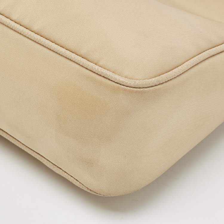 Pre Owned Prada Cream Nylon and Leather Re-Edition 2005 Bag