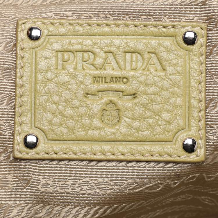 Pre Owned Prada Green Vitello Danio Leather Boston Bag