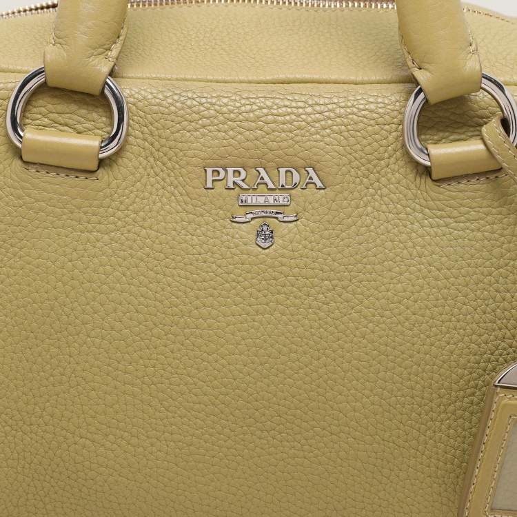 Pre Owned Prada Green Vitello Danio Leather Boston Bag