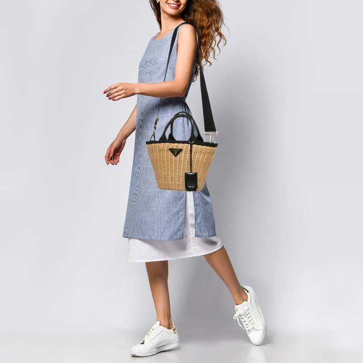日本未入荷☆prada☆Wicker and canvas tote bag 日本未入荷☆prada☆Wicker and canvas tote bag
