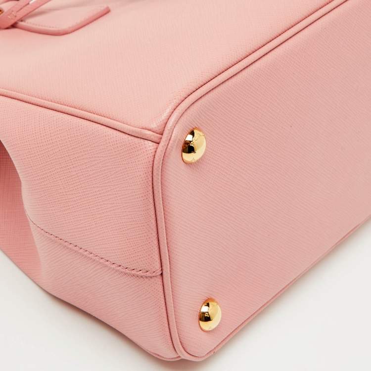 Pre Owned Prada Light Pink Leather Medium Galleria Double Zip Tote