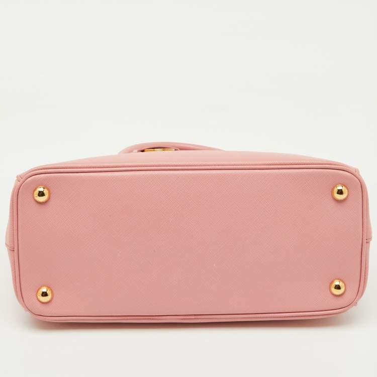 Pre Owned Prada Light Pink Leather Medium Galleria Double Zip Tote