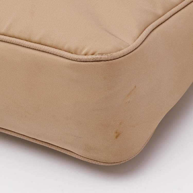 Pre Owned Prada Cream Nylon and Leather Re-Edition 2005 Bag