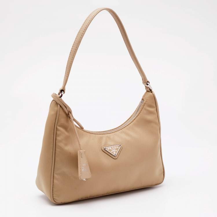 Pre Owned Prada Cream Nylon and Leather Re-Edition 2005 Bag