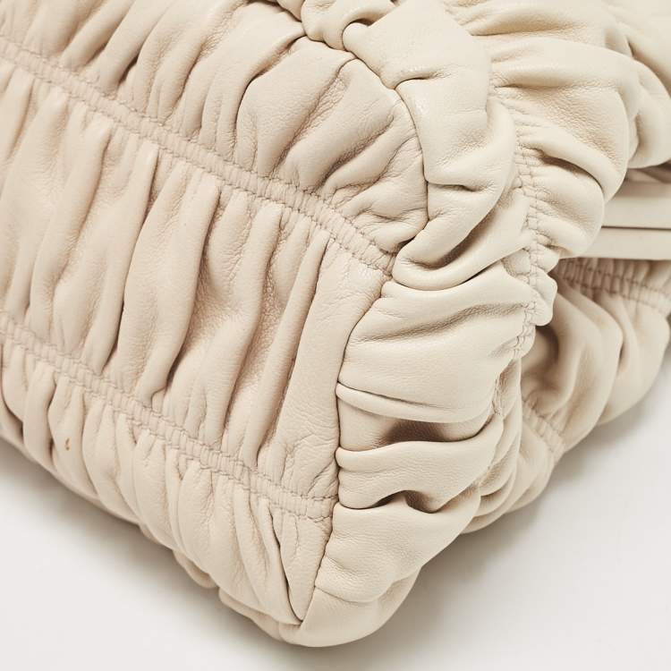 Pre Owned Prada Cream Nappa Gaufre Leather Frame Clutch