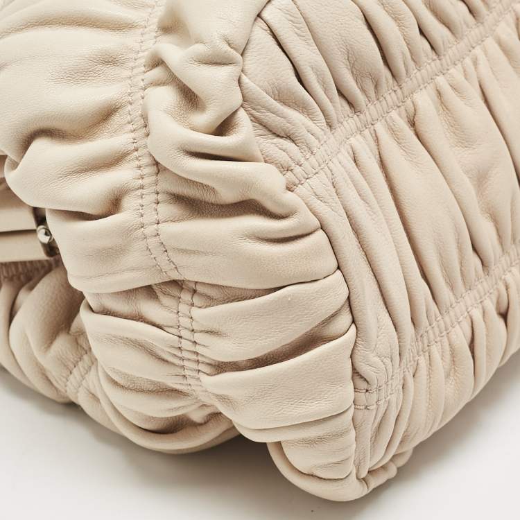 Pre Owned Prada Cream Nappa Gaufre Leather Frame Clutch