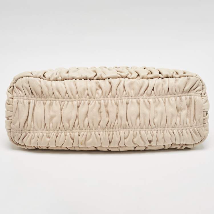 Pre Owned Prada Cream Nappa Gaufre Leather Frame Clutch