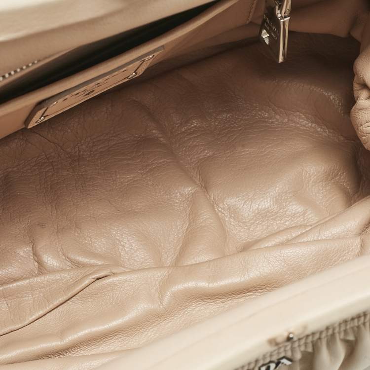 Pre Owned Prada Cream Nappa Gaufre Leather Frame Clutch