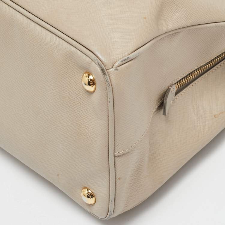 Pre Owned Prada Beige Leather Middle Zip Tote