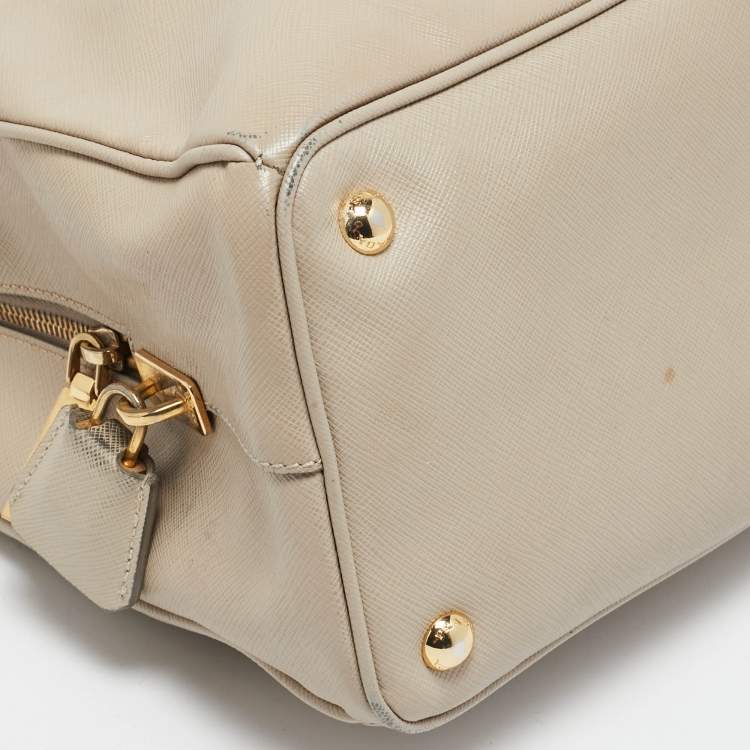 Pre Owned Prada Beige Leather Middle Zip Tote