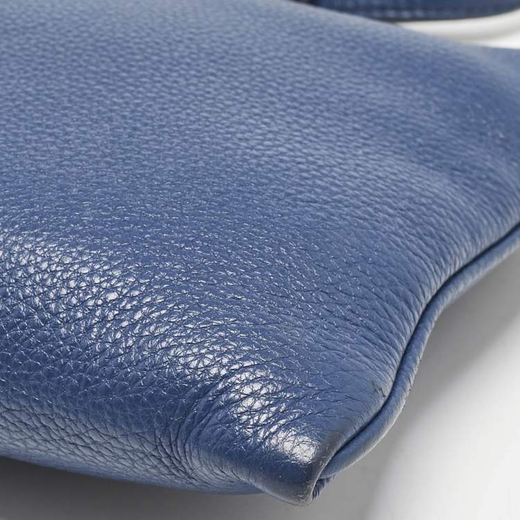 Pre Owned Prada Blue Vitello Phoenix Leather Single Zip Crossbody Bag