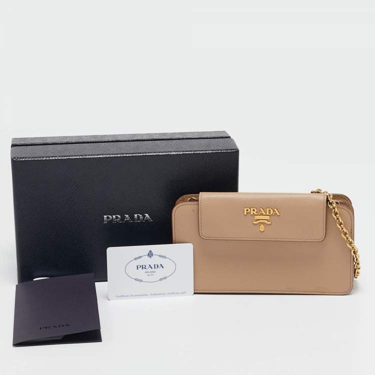 مملوكة مسبقًا Prada Beige Saffiano Lux Leather Phone Wallet On Chain
