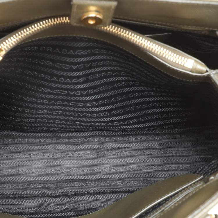 Pre Owned Prada Green Saffiano Lux Leather Dome Satchel