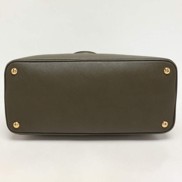 Pre Owned Prada Green Saffiano Lux Leather Dome Satchel