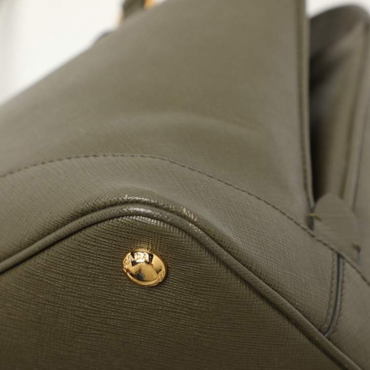 Pre Owned Prada Green Saffiano Lux Leather Dome Satchel
