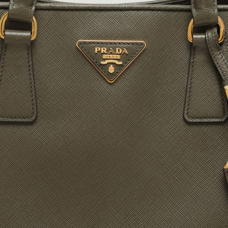 Pre Owned Prada Green Saffiano Lux Leather Dome Satchel