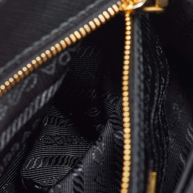 Pre Owned Prada Beige/Black Jacquard Triangolo and Saffiano Leather Mini Galleria Double Zip Tote