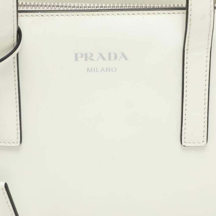 Pre Owned Prada White Patent Leather Re-edition 1995 Tote
