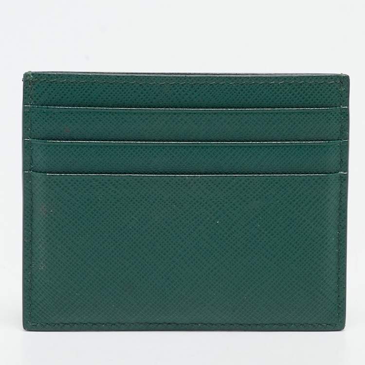 مملوكة مسبقًا Prada Green Leather Logo Card Holder