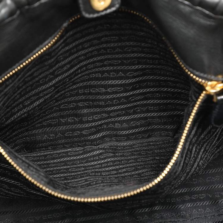 Pre Owned Prada Black Leather Gauffre Antic Tote