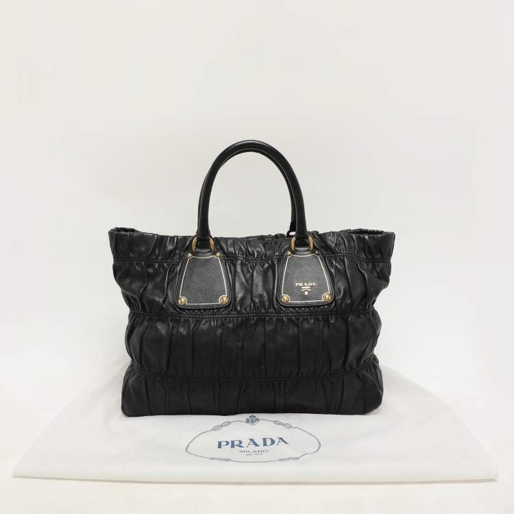 Pre Owned Prada Black Leather Gauffre Antic Tote
