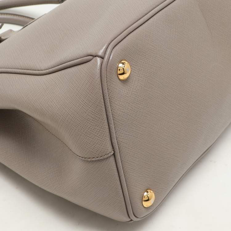 Pre Owned Prada Taupe Saffiano Lux Leather Large Galleria Double Zip Tote