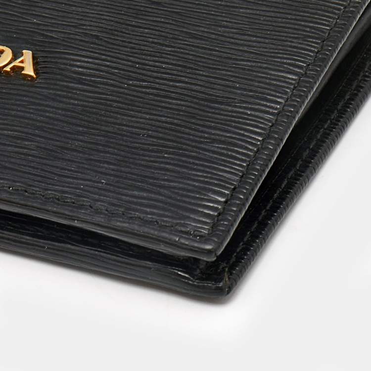 Pre Owned Prada Black Vittelo Move Leather Logo Card Case