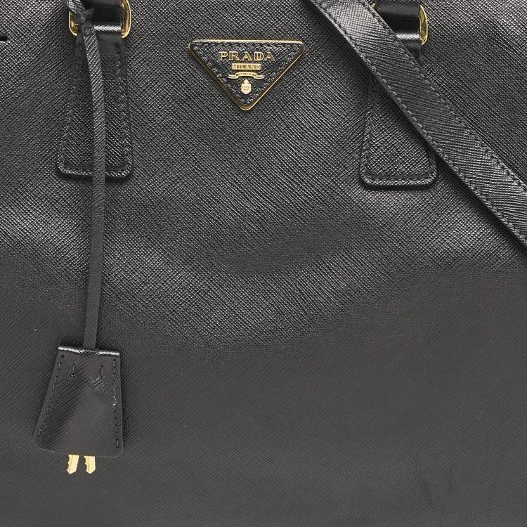 Pre Owned Prada Black Saffiano Lux Leather Middle Zip Tote