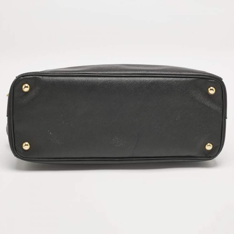 Pre Owned Prada Black Saffiano Lux Leather Middle Zip Tote