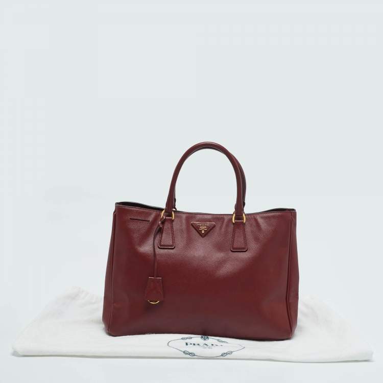Pre Owned Prada Red Saffiano Leather Large Gardener's Tote