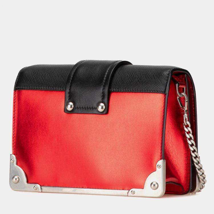 Pre Owned Prada Red Saffiano Trimmed City Calf Cahier Crossbody Bag