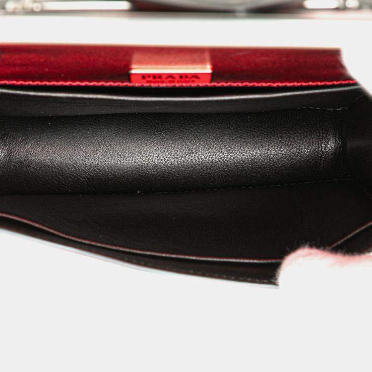 Pre Owned Prada Red Saffiano Trimmed City Calf Cahier Crossbody Bag