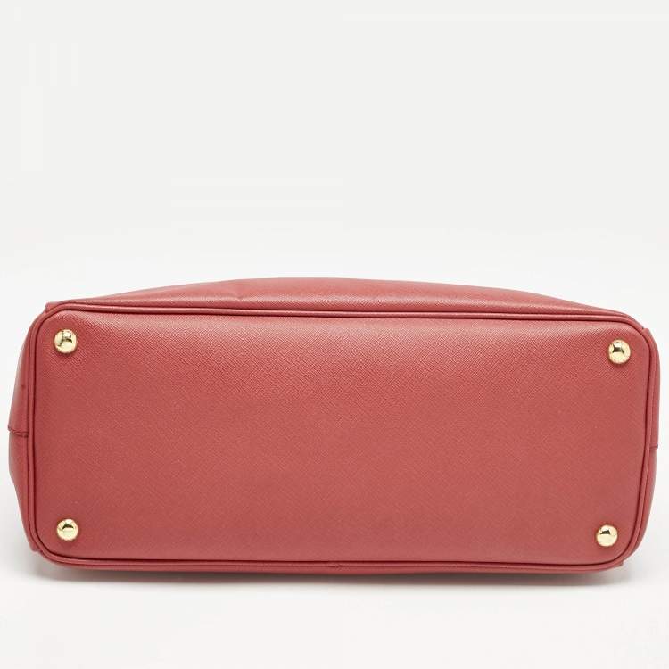 Pre Owned Prada Red Saffiano Leather Large Galleria Double Zip Tote