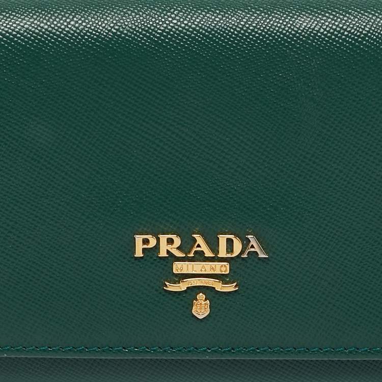 Pre Owned Prada Green Leather Logo Flap Continental Wallet