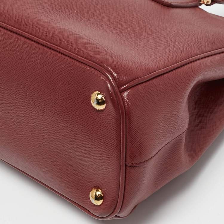 Pre Owned Prada Red Saffiano Leather Medium Galleria Tote