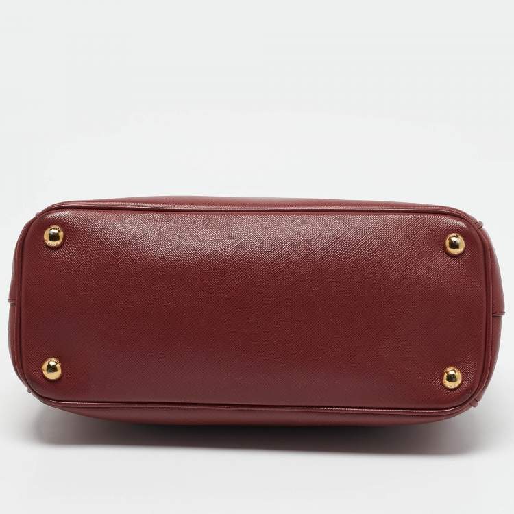 Pre Owned Prada Red Saffiano Leather Medium Galleria Tote