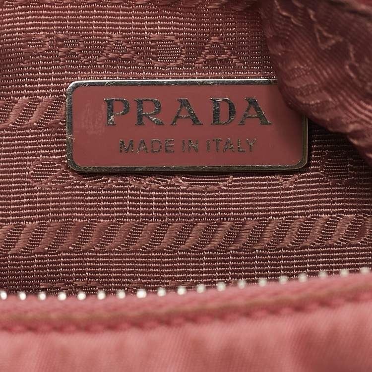 Pre Owned Prada Pink Nylon and Saffiano Leather Re-Edition 2005 Shoulder Bag