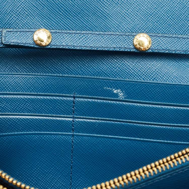Pre Owned Prada Blue Saffiano Lux Leather Logo Flap Wallet On Chain