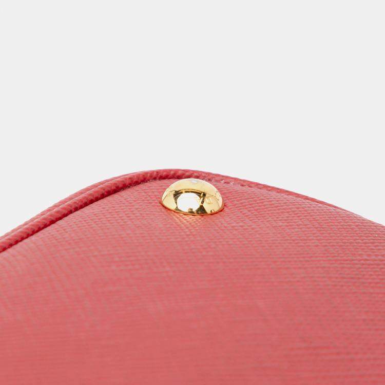 Pre Owned Prada Red Medium Saffiano Cuir Panier