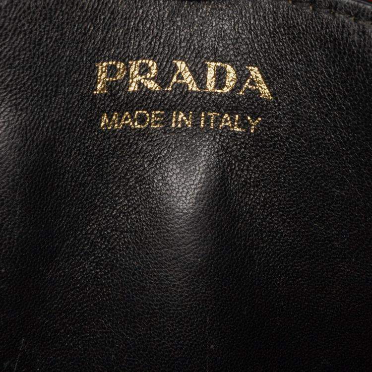 Pre Owned Prada Red Medium Saffiano Cuir Panier