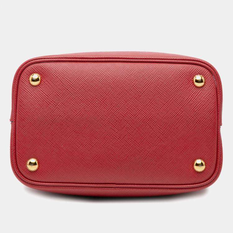Pre Owned Prada Red Medium Saffiano Cuir Panier