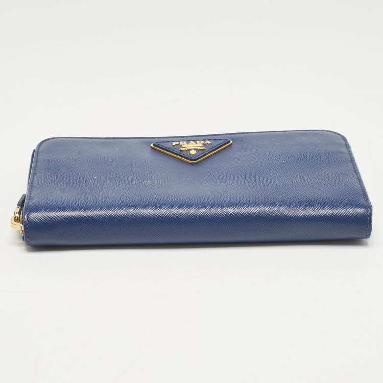 Pre Owned Prada Blue Saffiano Lux Leather Triangle Zip Around Wallet