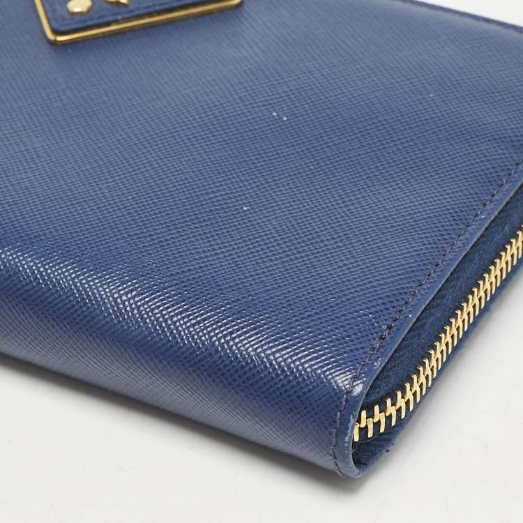Pre Owned Prada Blue Saffiano Lux Leather Triangle Zip Around Wallet