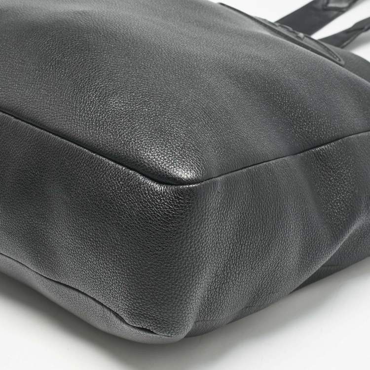 Pre Owned Prada Black Vitello Daino Leather Logo Embossed Tote