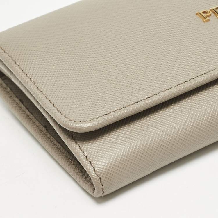 Pre Owned Prada Grey Leather Logo Flap Continental Wallet