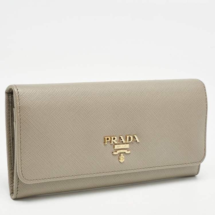 Pre Owned Prada Grey Leather Logo Flap Continental Wallet