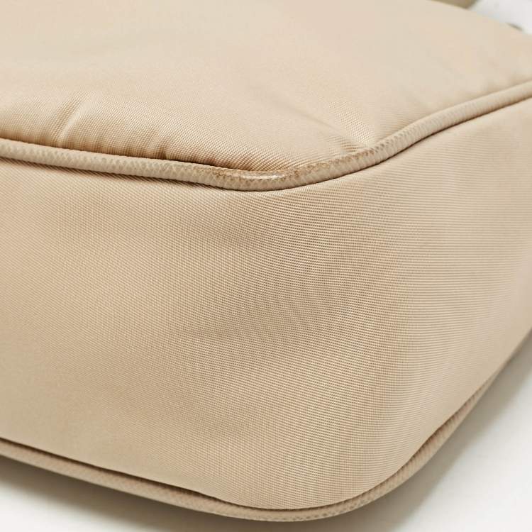 Pre Owned Prada Beige Nylon and Saffiano Leather Re-Edition 2005 Shoulder Bag