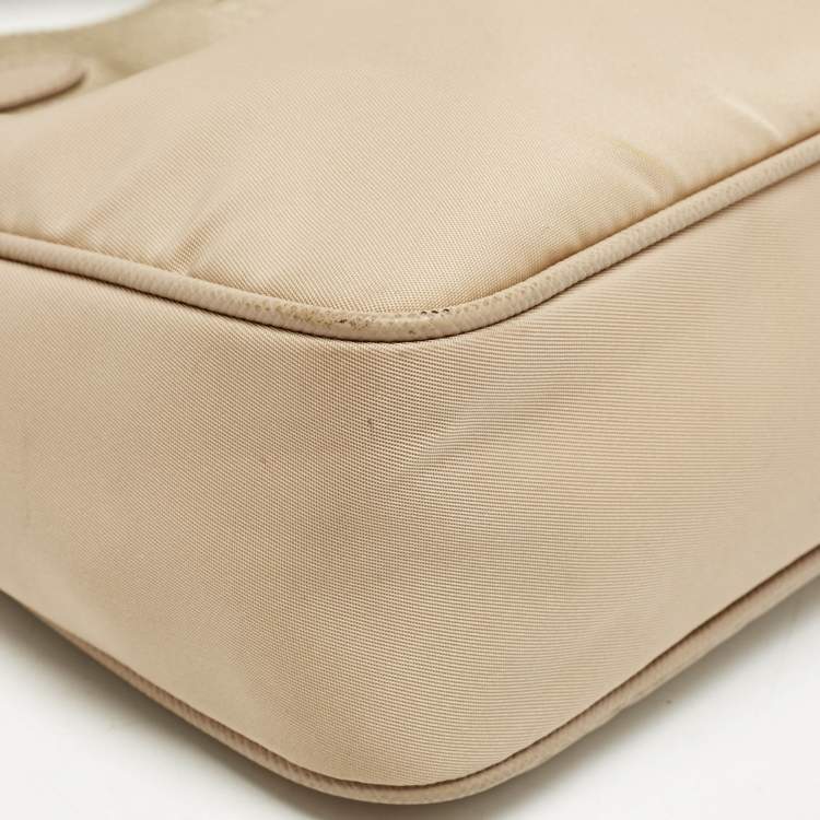 Pre Owned Prada Beige Nylon and Saffiano Leather Re-Edition 2005 Shoulder Bag