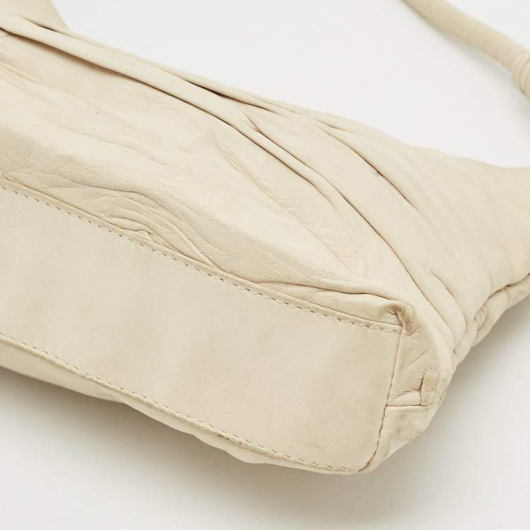 Pre Owned Prada Off White Ruched Leather Rose Applique Pochette