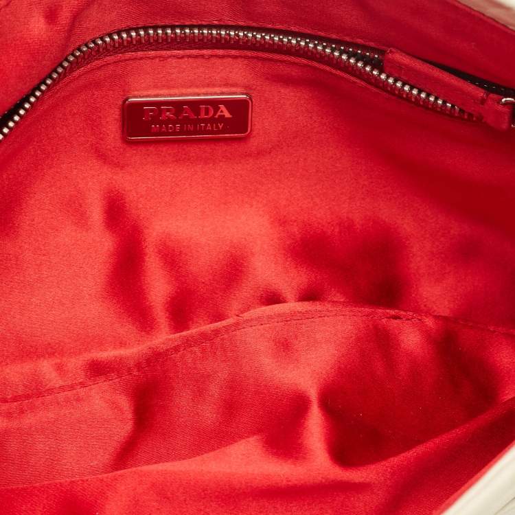 Pre Owned Prada Off White Ruched Leather Rose Applique Pochette